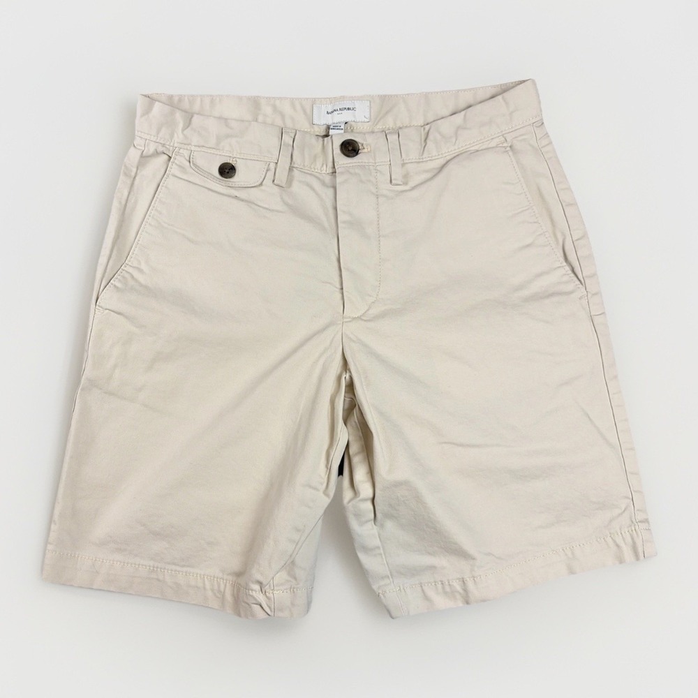 Banana Republic Chino Shorts Mens 30 Cream Stretch Cotton Twill Flat Front